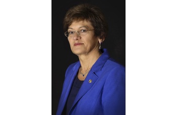 Orosz Éva professor emerita kitüntetést kapott